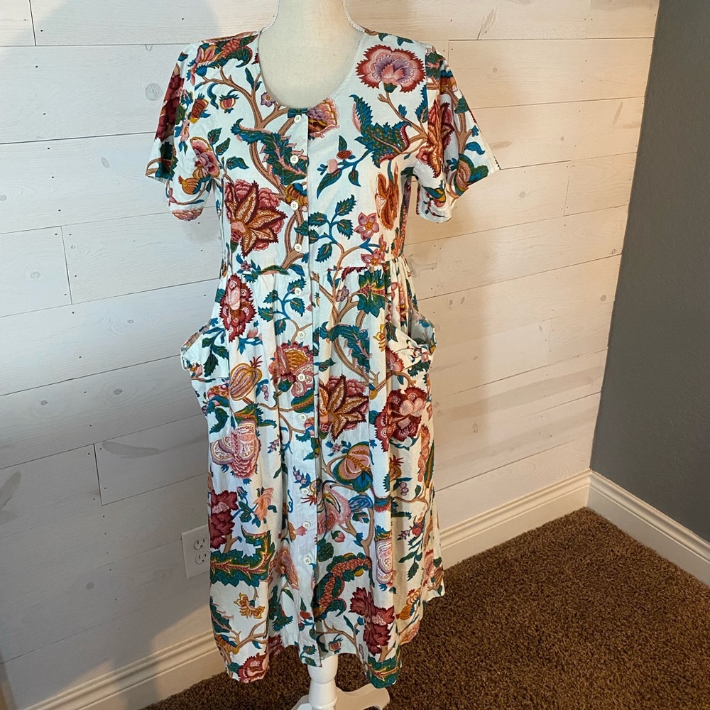 Vintage Phases Floral Print Midi Dress with Pockets Button Down Front Dress M